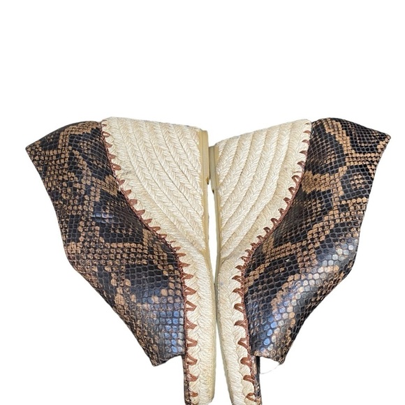 VINCE Coffee Leather Brown Snake Print 3/4" Espadrille Braided Jute I Size: 6.5 - Picture 6 of 16